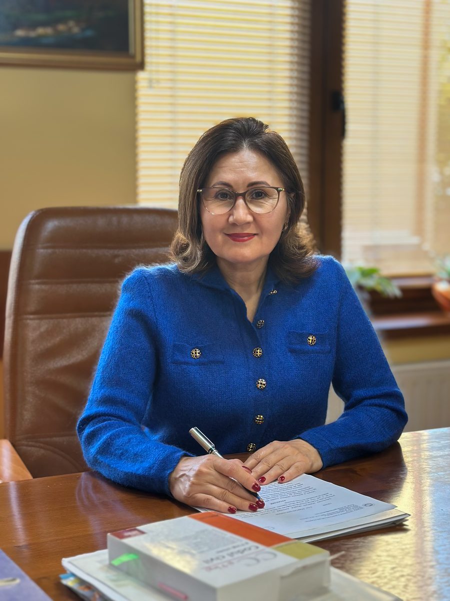 Avocat Mican Gabriela în biroul din Dej